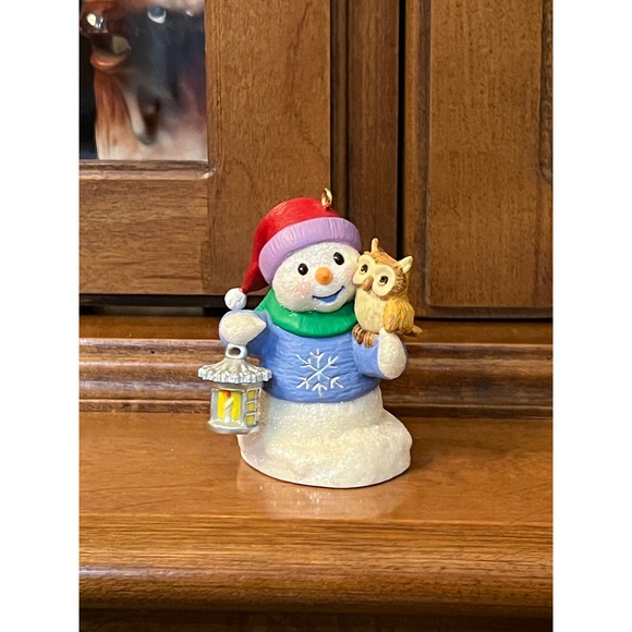 Hallmark Keepsake Snow Buddies Collector's Series Snowman and Night Owl Ornament - Picture 3 of 6